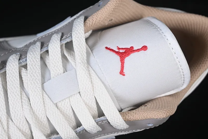 All categories Air Jordan Jordan series basketball shoes Air Jordan 1 Low G version pure original Air Jordan 1 Low AJ1 Joe 1 meter gray low-top retro culture basketball shoes 553558-169